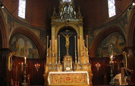 The Martin Travers High Altar with Travers Frontal